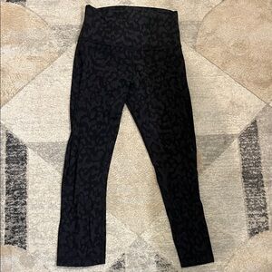 Black print  lululemon Leggings